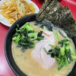 ラーメン 杉田家 - ラーメン 並 青菜ネギチャーシュートッピング