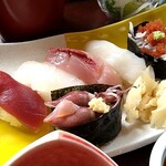 Nyu Matsubaya - 十割そばと生寿司セット