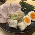 つけ麺屋 やすべえ 渋谷店 - 