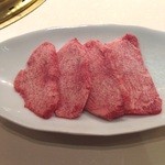 炭火焼肉 くぐ琉 - 上タン塩