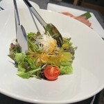 銀乃しゃり - 料理写真:おかわり自由の大根サラダ