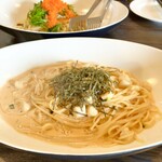 ピッツエリアバール　CACTUS　D'ORO - ・ホタテ小柱の明太子クリームソース（￥1,600）