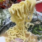 末広家 - 麺はフーフーしないとめっちゃ熱い