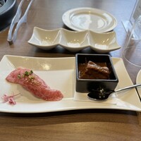 焼肉あきら - ニク寿司