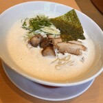 麺道 しゅはり - パイタンらーめん