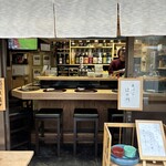 天ぷら はせ川 - 店内は店主さん