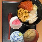 もりや商店 - 三色丼（うに/いくら/ほたて）3000円