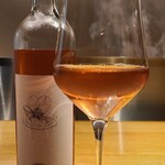 Tori Yamamoto - お酒⑤くらむぼん　ロゼ(ロゼワイン、山梨)
      葡萄品種:マスカットベーリーA100％