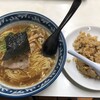 中華料理 新三陽 - ラーメン　＋　半チャーハン　800円