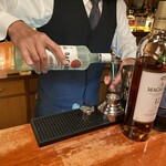 バー ウダ - まずはバカルディ