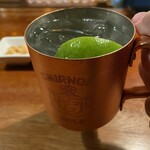 バー ウダ - 2杯目はウオッカトニック