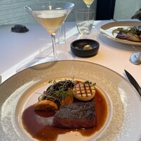 ベージュ アラン・デュカス 東京 - 