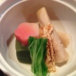 亀甲屋 - 筍・蓬麩・焼き目湯葉の含め煮