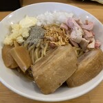 煮干らーめん 川むら - まぜそば 1,000円(300g、ニンニク・マヨ)