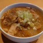 Gutton - 鉄鍋もつ煮込み(小)  480円