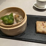 中国飯店 富麗華 - 香港式点心3種盛り合わせ（春菊のシュウマイ、野菜の餃子、大根餅）