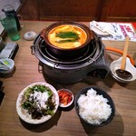 아카카라 누마즈점 - 赤から鍋ランチ(1,144円)。