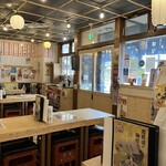 Ganso Kushikatsu Ebisu Shouten - 店内の雰囲気