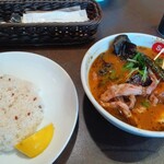 スープカレー スアゲ4 - 梅しそせせりカレー、ライス小