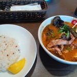 Soup curry Suage4 - 梅しそせせりカレー、ライス小