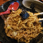 in EZO - 油そばを混ぜます
