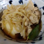 とん八 - 新じゃがの煮物 420円(税込)(2024年5月15日撮影)