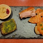 麦と麺助 - 俯瞰で