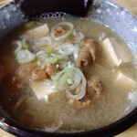 とん八 - もつ煮込み 380円(税込)(2024年5月15日撮影)