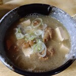 とん八 - もつ煮込み 380円(税込)(2024年5月15日撮影)