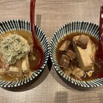 nikudoufutoremonsawa-taishuushokudouyasubee - 左が肉豆腐（白）438円で右が肉豆腐（黒）438円