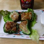 とん八 - ピーマン肉詰め焼き 400円(税込)(2024年5月9日撮影)