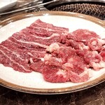 焼肉 スタミナ苑 - ツラミ　タンスジ