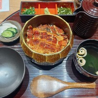 うなぎ 四代目 菊川 グローバルゲート店 - 