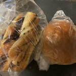 イソップベーカリー - さつまいもデニッシュ　　豆パン