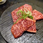 三先 肉焼屋 - 