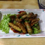 とん八 - アスパラ肉巻き 420円(税込)(2024年4月10日撮影)