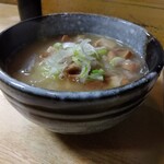 とん八 - もつ煮込み 380円(税込)(2024年4月10日撮影)