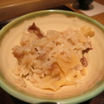 神保町 傳 - 26年3月　黒毛和牛と筍御飯　取り分けて