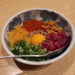 Sushi Izakaya Umi No Sachi - バクダン（ウニ・イクラ・マグロ・ネギ・タクアン・納豆）