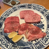 肉亭ふたご iki 新宿店 - 
