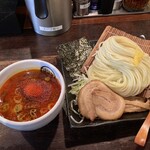 Menya Susuru - 5月19日、お伺いさせて頂きました。赤辛つけ麺、美味しかったです。