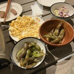 KNEADERS - 