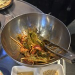 韓国料理 サムギョプサル どやじ - つぶ貝サラダ