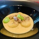 西欧料理 サヴァカ - 【前菜3種】
      ⑤ 猪のニョッキとブルーチーズソース、空豆