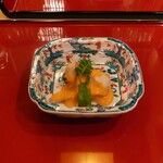 Eigetsu - 長万部ほっき貝、甘えん坊アスパラ黄身酢をかけて