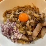 RAMEN ガモウスマイル - チャーシューまぜそば