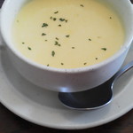 ミスタービーフ ダイニング - セットのコーンクリームスープ