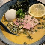 スープ料理 タマキハル - 魚介白湯のスパイスカレー