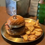 Eisha Burger - ベーコンエッグバーガー