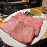 天満 カウンター焼肉 うしすき - 